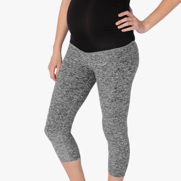 Beyond the Bump Spacedye Love Cropped Leggings - Picture 5 of 8